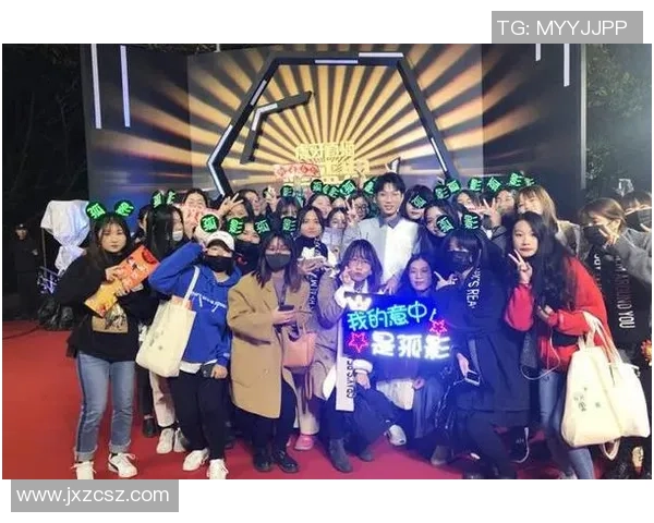 迷妹花痴足球明星的追星之路与心动瞬间揭秘